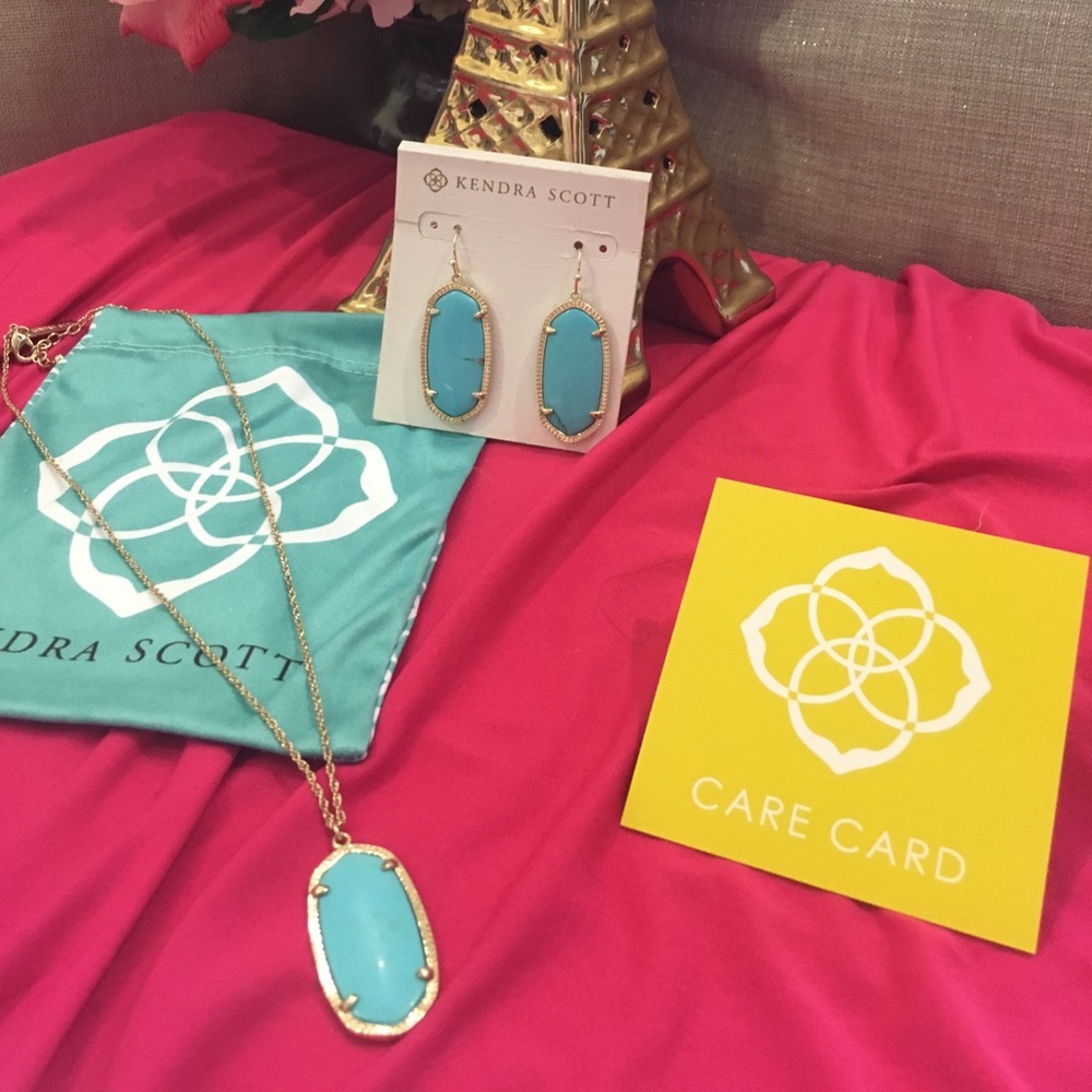 Kendra Scott earrings and necklace